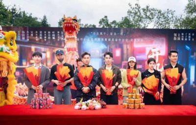 大台无剧可拍！49岁TVB视帝首拍内地短剧担正男主角，坦言好想快点拍剧