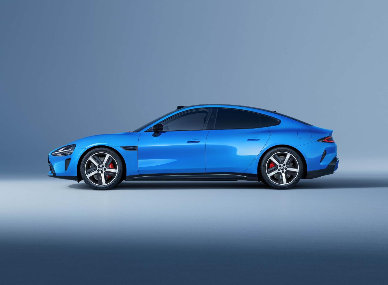 21.99万元起 新一代小米SU7上市 安全/驾控/智能/质感均升级