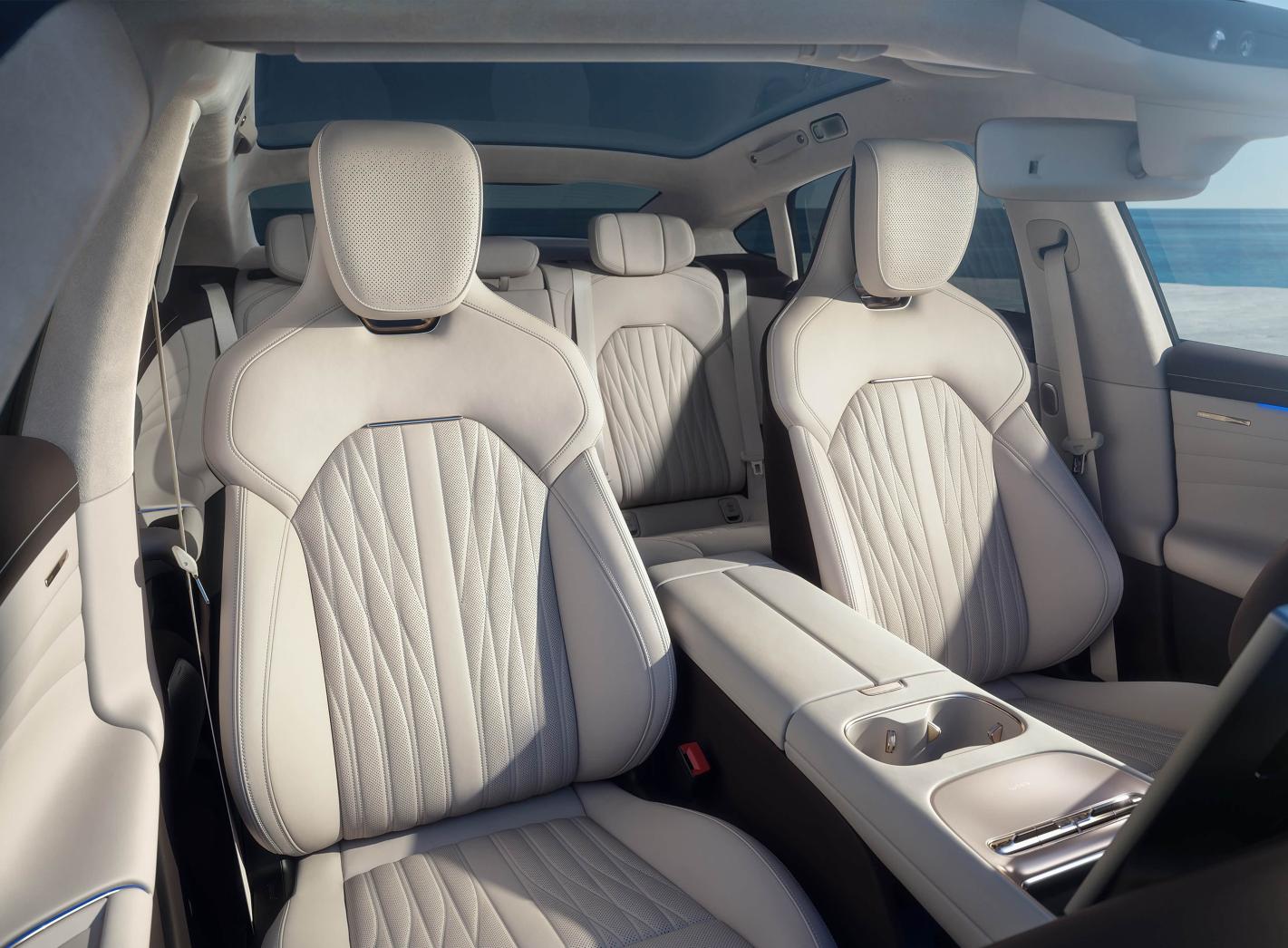 21.99万元起 新一代小米SU7上市 安全/驾控/智能/质感均升级