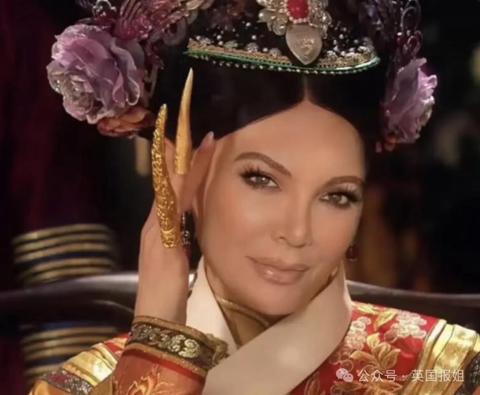 卡戴珊70岁母亲爆红成中国“财神奶”？被网友P成锦鲤求财运，本人回应