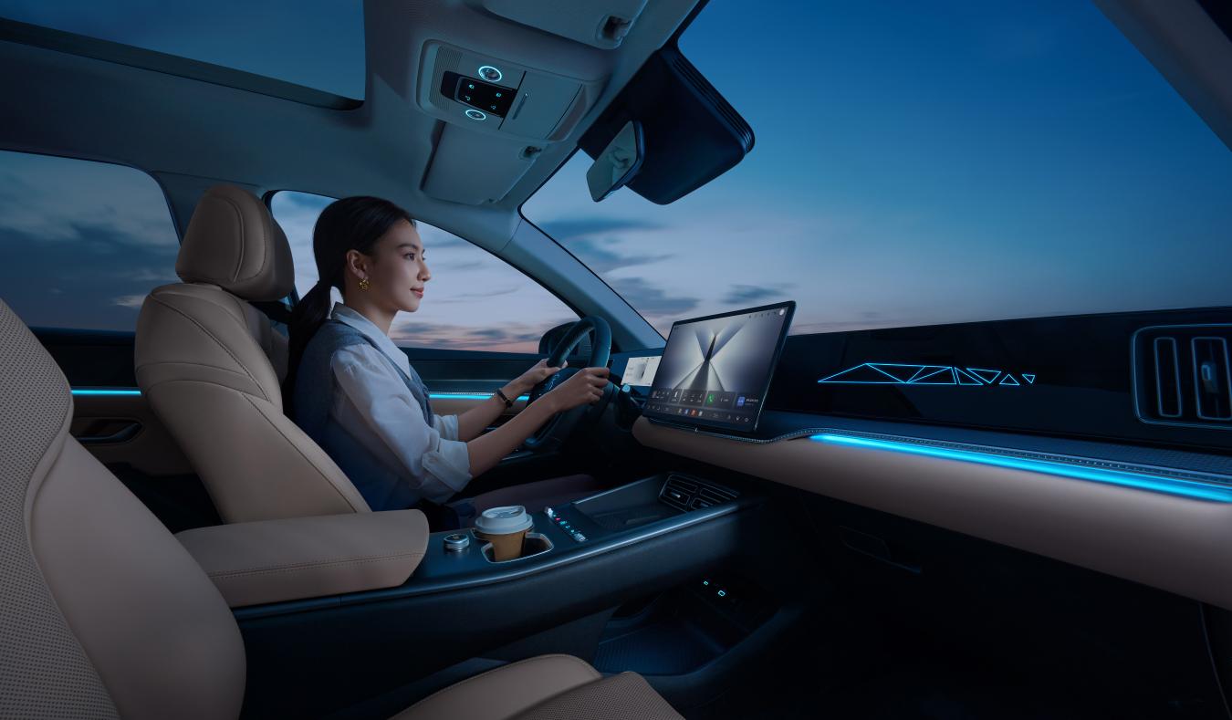 限时价11.98万元起 宋Pro DM-i长续航版上市 纯电续航220km