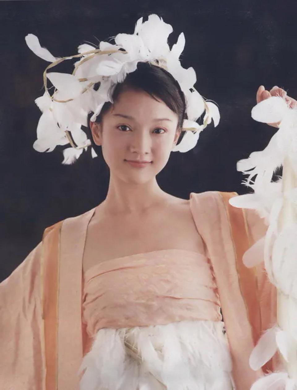 高原表弟、周迅前任、齐溪前夫…出道23年后，宋宁峰解锁新身份