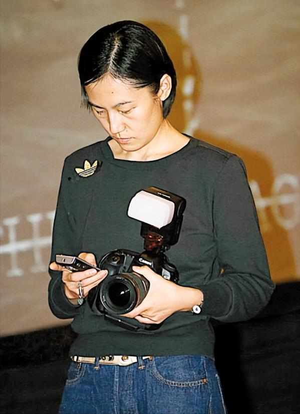 高原表弟、周迅前任、齐溪前夫…出道23年后，宋宁峰解锁新身份