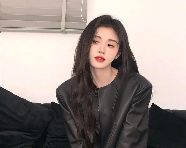 鞠婧祎工作室,给内娱明星上了一堂“职场生存课”