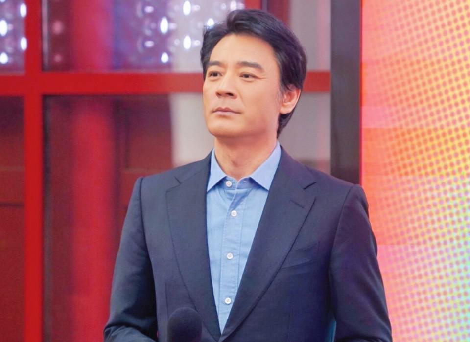 谁说两女同框必有一输？国话发布会，宋佳万茜同框我都不知道看谁