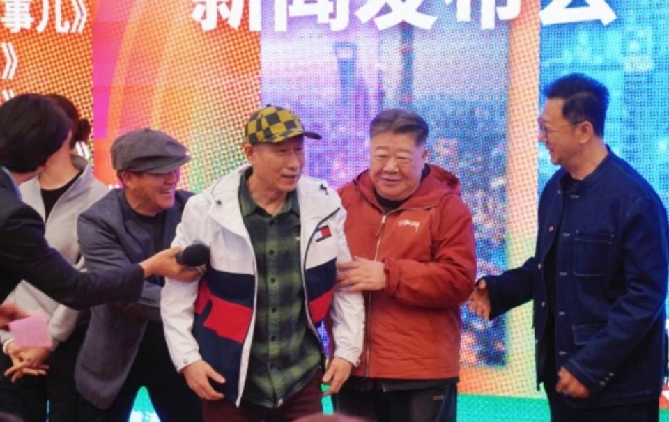 谁说两女同框必有一输？国话发布会，宋佳万茜同框我都不知道看谁