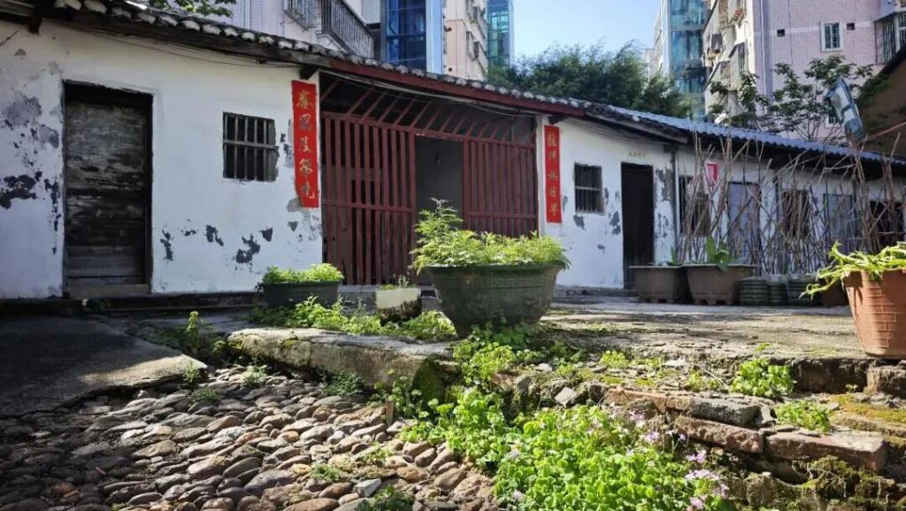 张国荣祖居在梅州被发现
