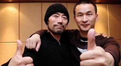 “汪峰 旭日阳刚”冲上热搜 网友用旧案讽刺单依纯侵权