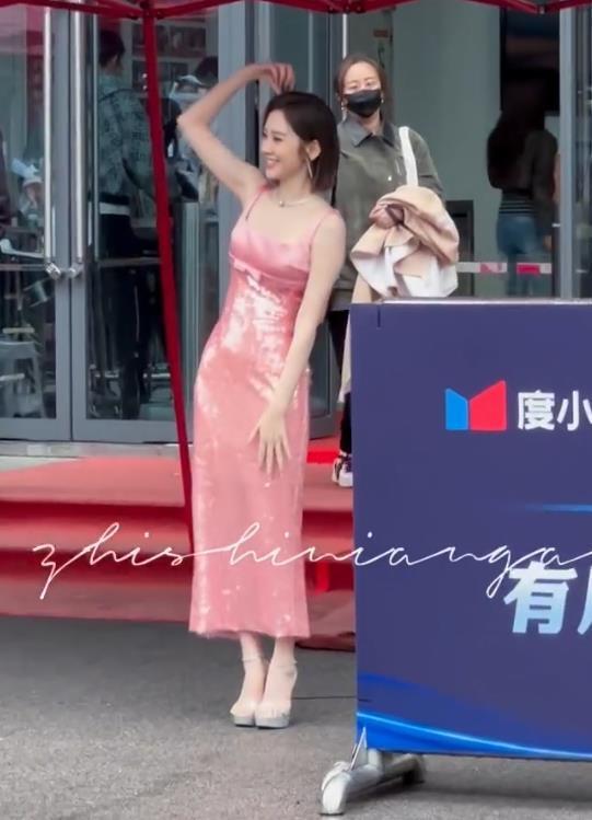 唐艺昕上《乘风2026》用丈夫张若昀的助理