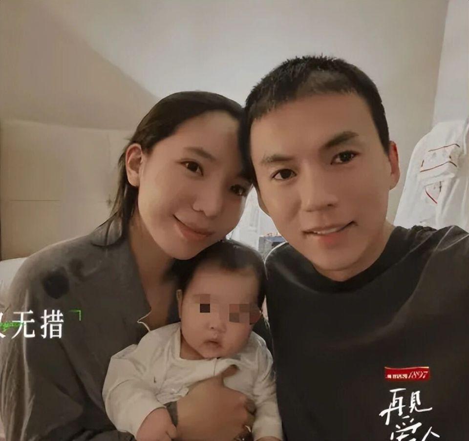 带着女儿出轨、300块都掏不出！“老实人”宋宁峰，让网友开眼了