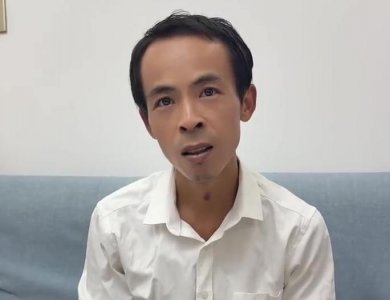 网红鸡排哥参加综艺，谈吐被嘲讽太尴尬，网友吐槽他真不适合去娱乐圈