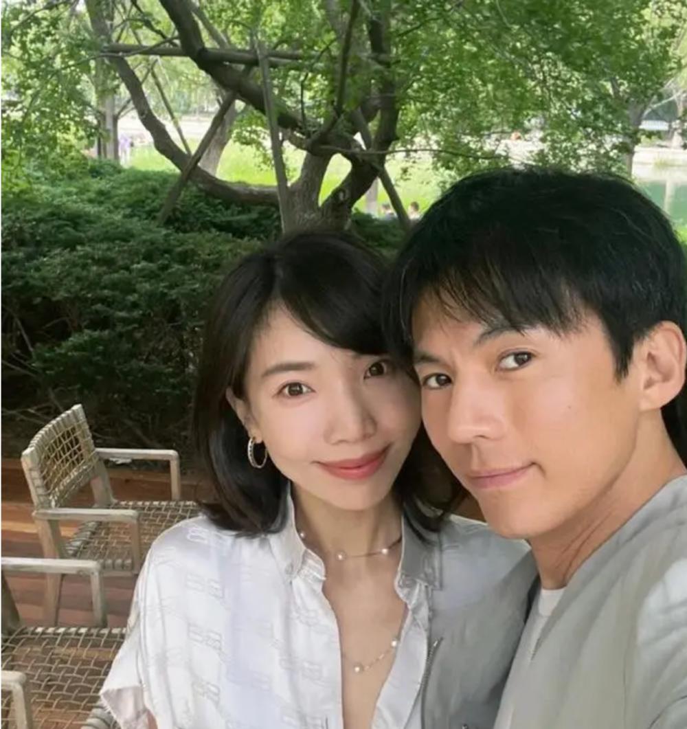 张婉婷不离婚，直播自曝家暴：“你们不知道我把他打成什么样” 网友：祝福，锁死