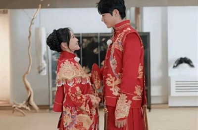 金莎夫妇试婚纱试图压价 然而演戏被老板当场拆穿