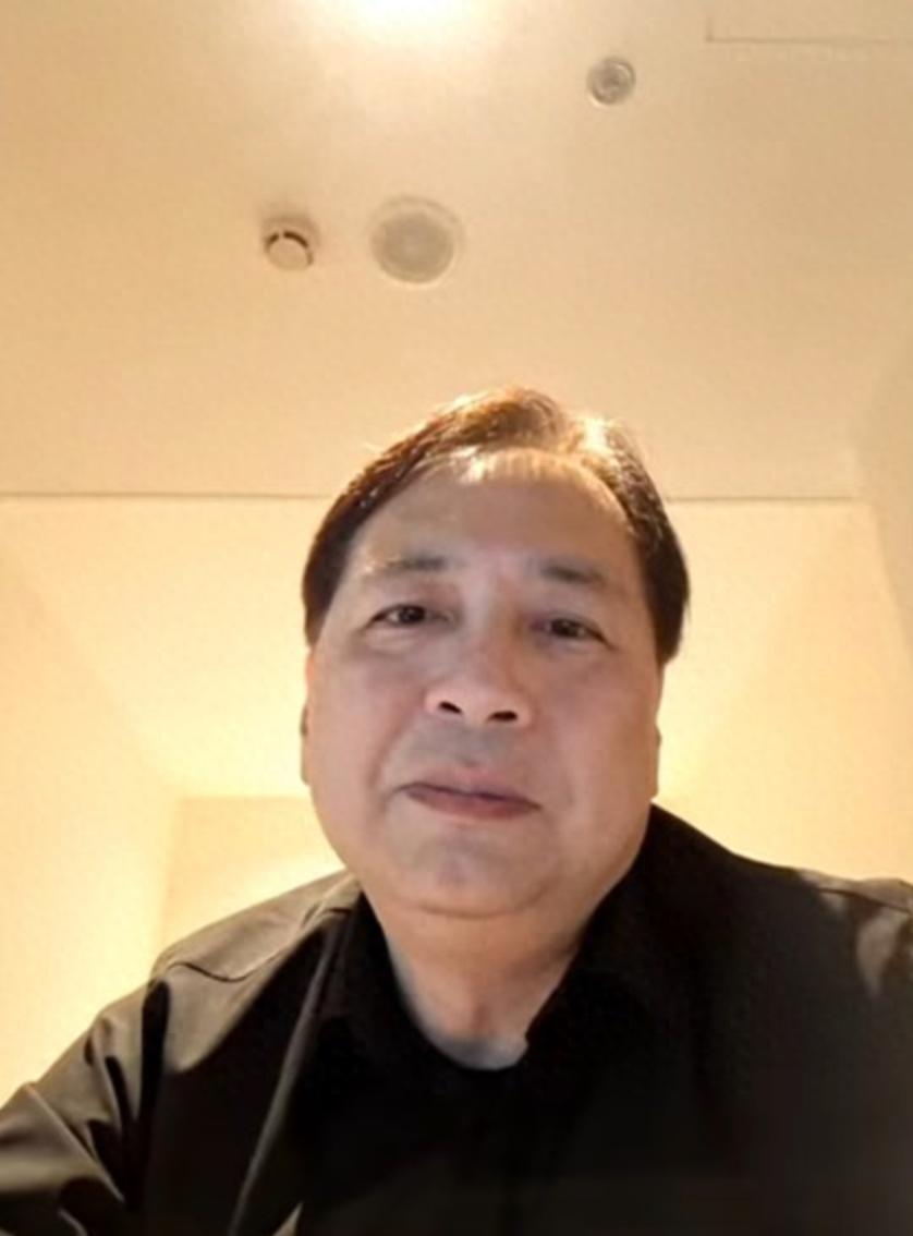 姚嘉妮60岁前夫近况曝光，离婚后在澳门开餐厅，身材发福样貌显老