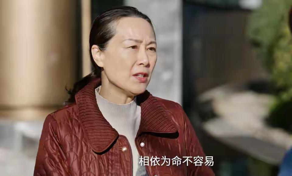 《蜜语纪》许蜜语做梦没想到，最大敌人不是鲁贞贞，而是身边3人