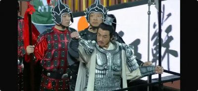 何润东回应亮相“苏超”为何不骑马：10年前一定骑马，现在50多岁了
