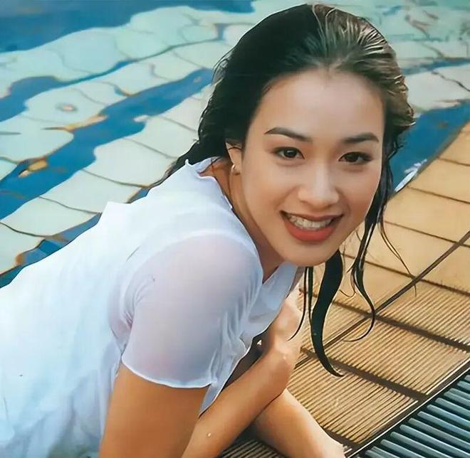 刚上位成功，就嫌弃姐姐不能生了？