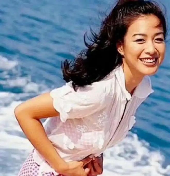刚上位成功，就嫌弃姐姐不能生了？
