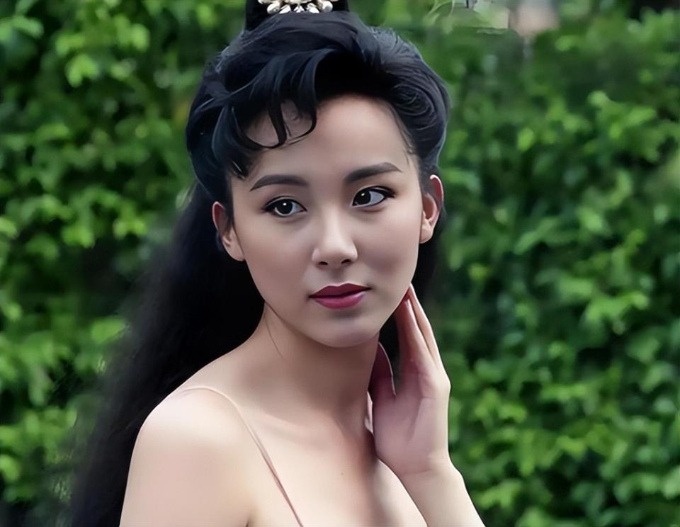 《浪姐7》里7位女星，带妆个个貌美如花，卸妆：大姐你是谁