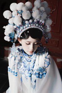 戏服服饰讲究风水吗?女士