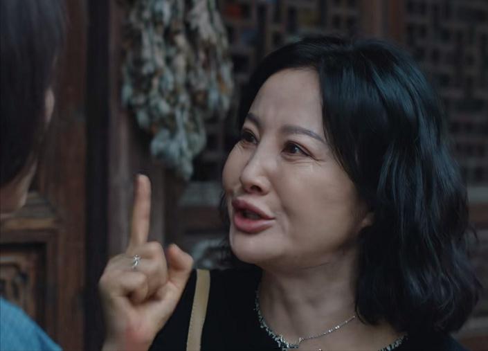 那些因疑似do脸被“毁掉”的古早女神：初见惊艳，再见惊悚？