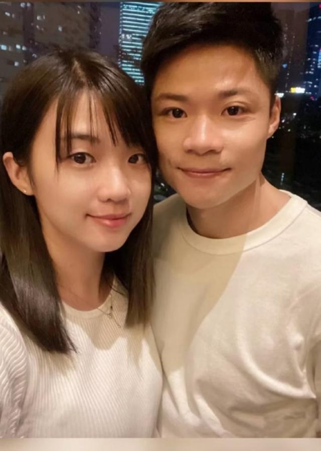 苏炳添一家五口游玩，三胎女儿露脸像爸爸，比两个哥哥还要好看