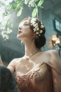 古力娜扎化身甜美花仙子闪耀灵动！美貌养眼