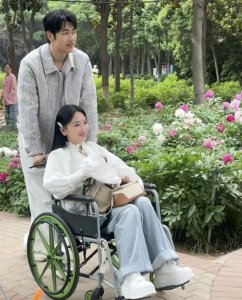 他家砸了芒果台的心都有了吧...