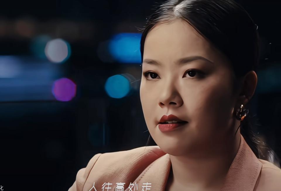 演完《夜色正浓》演《爱情没有神话》,他不仅胖了还油腻,简直判若两人
