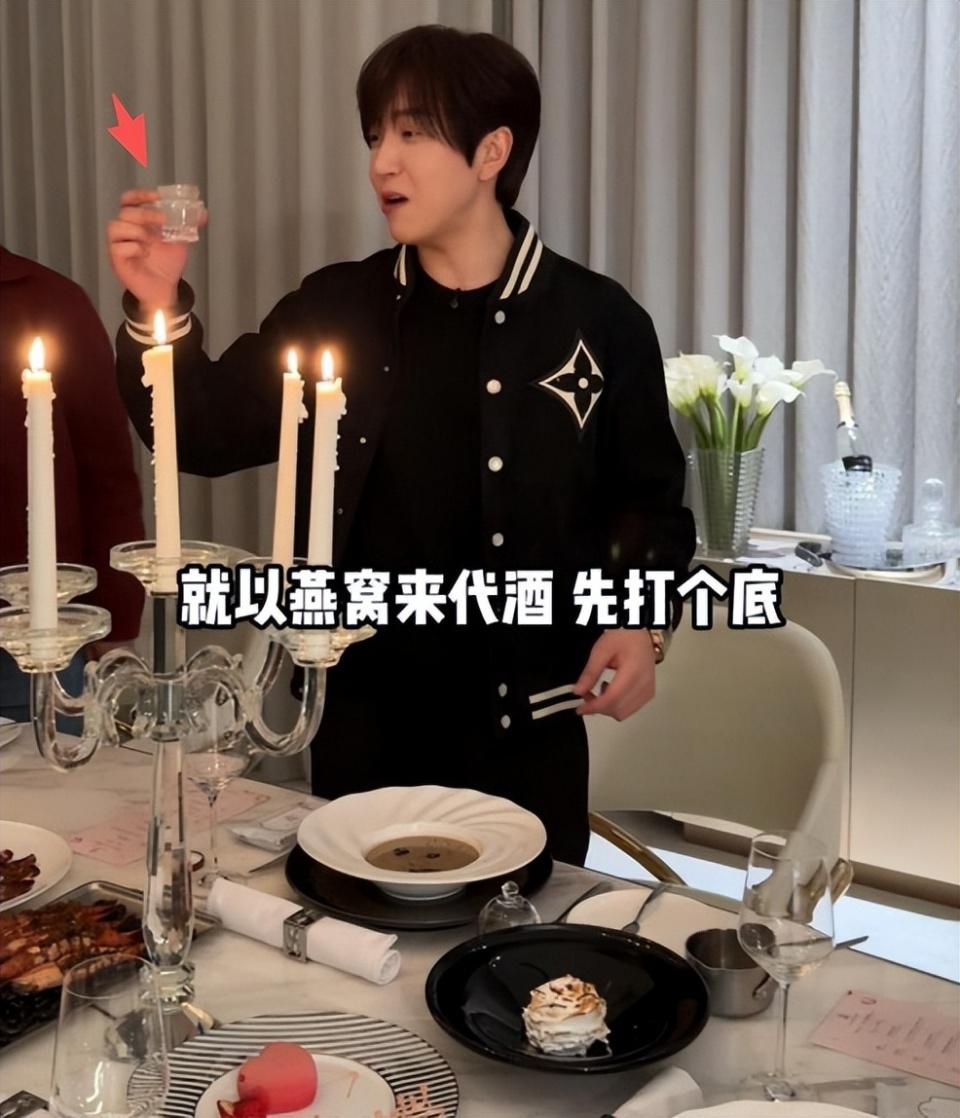 白冰偷税被查后续:掉粉太猛,或面临巨额赔偿,仍住上海千平别墅