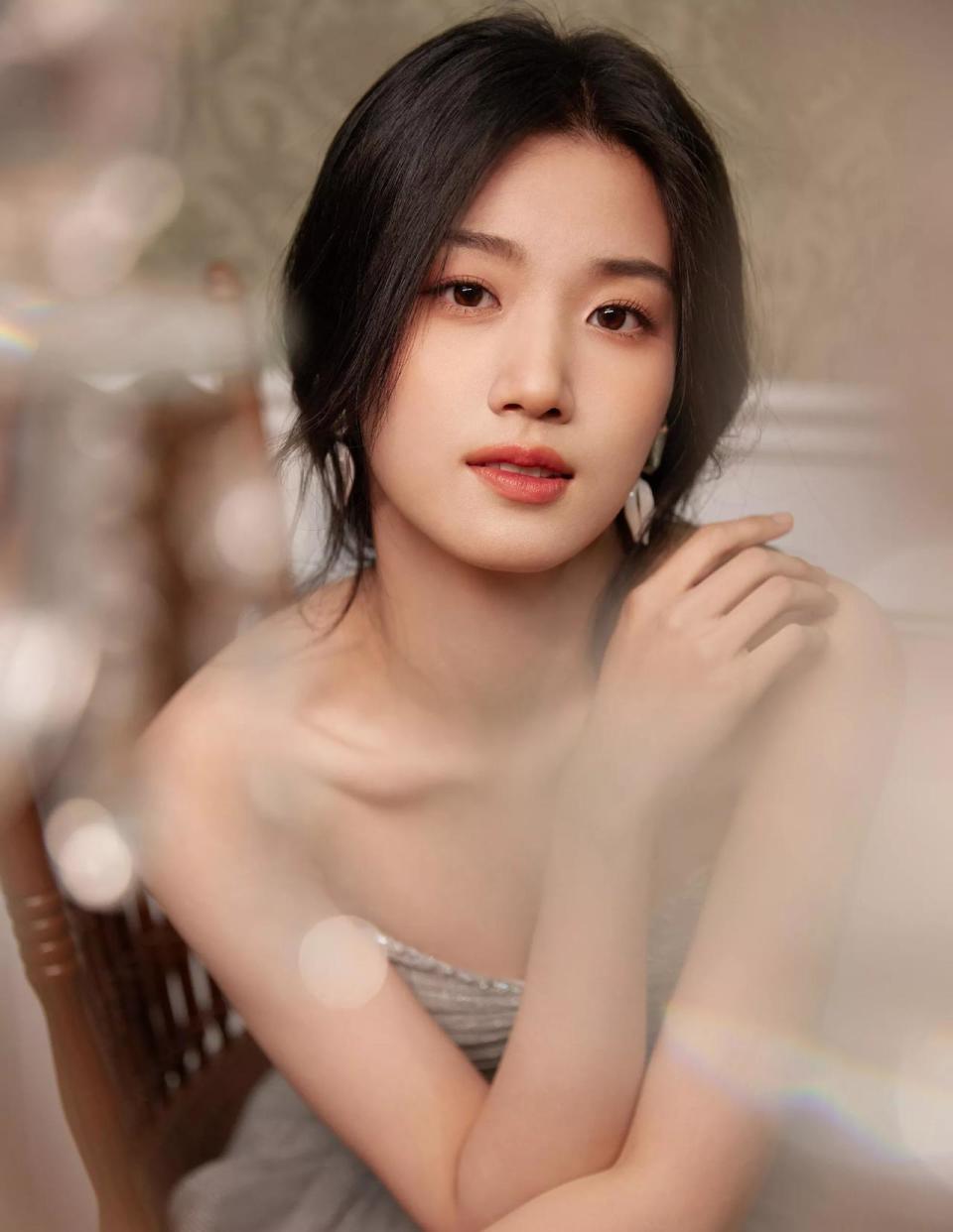 卢昱晓方发声明否认不敬业,江浙沪独生女还灵不灵?