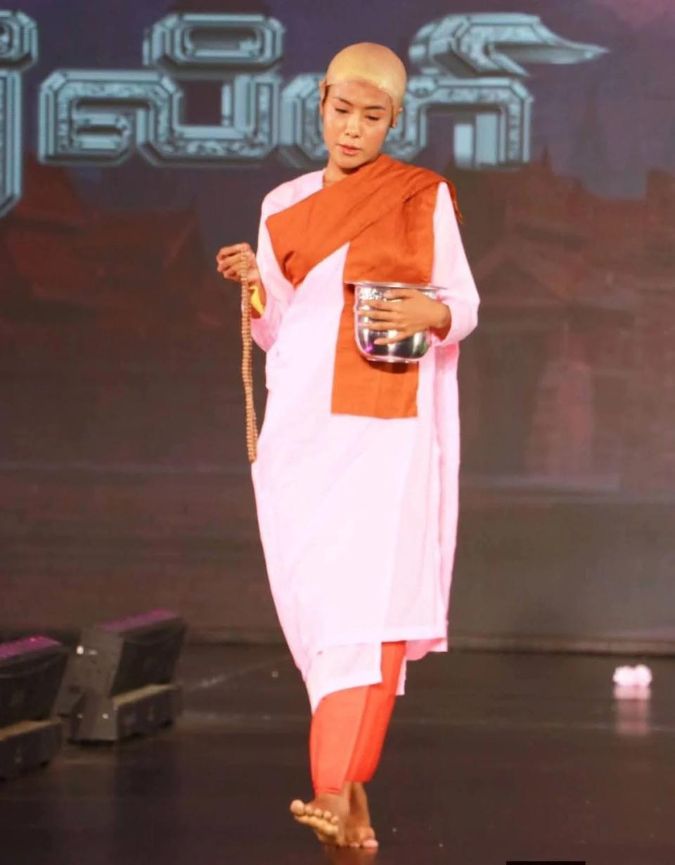 缅甸选美小姐装扮成尼姑登台参赛,引发众怒,或将入狱2年