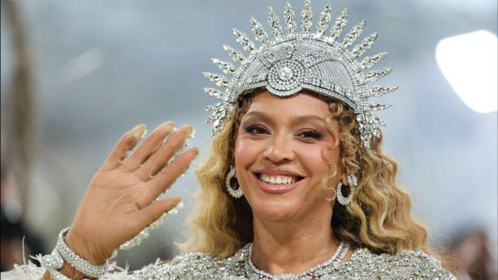 碧昂丝单挑Met Gala:一身珠宝超5000万美元,力压全场捐款总和