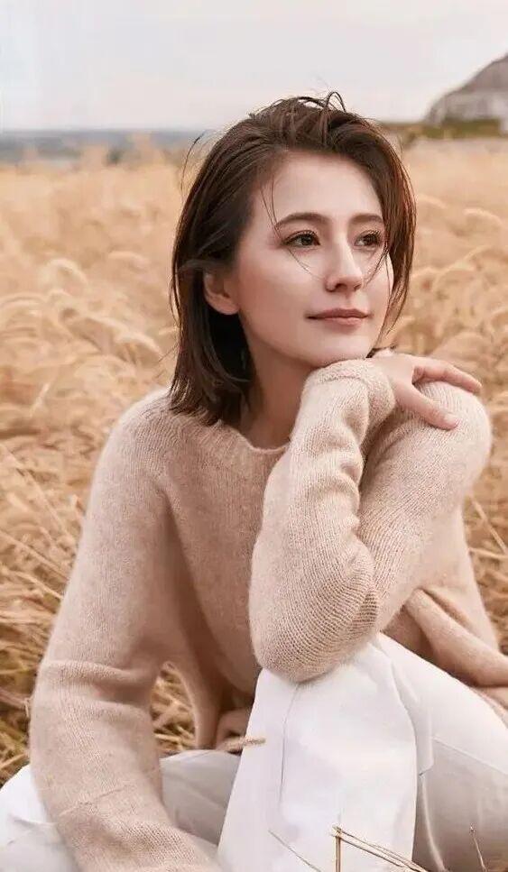 知名女演员热依扎,暂别演艺圈
