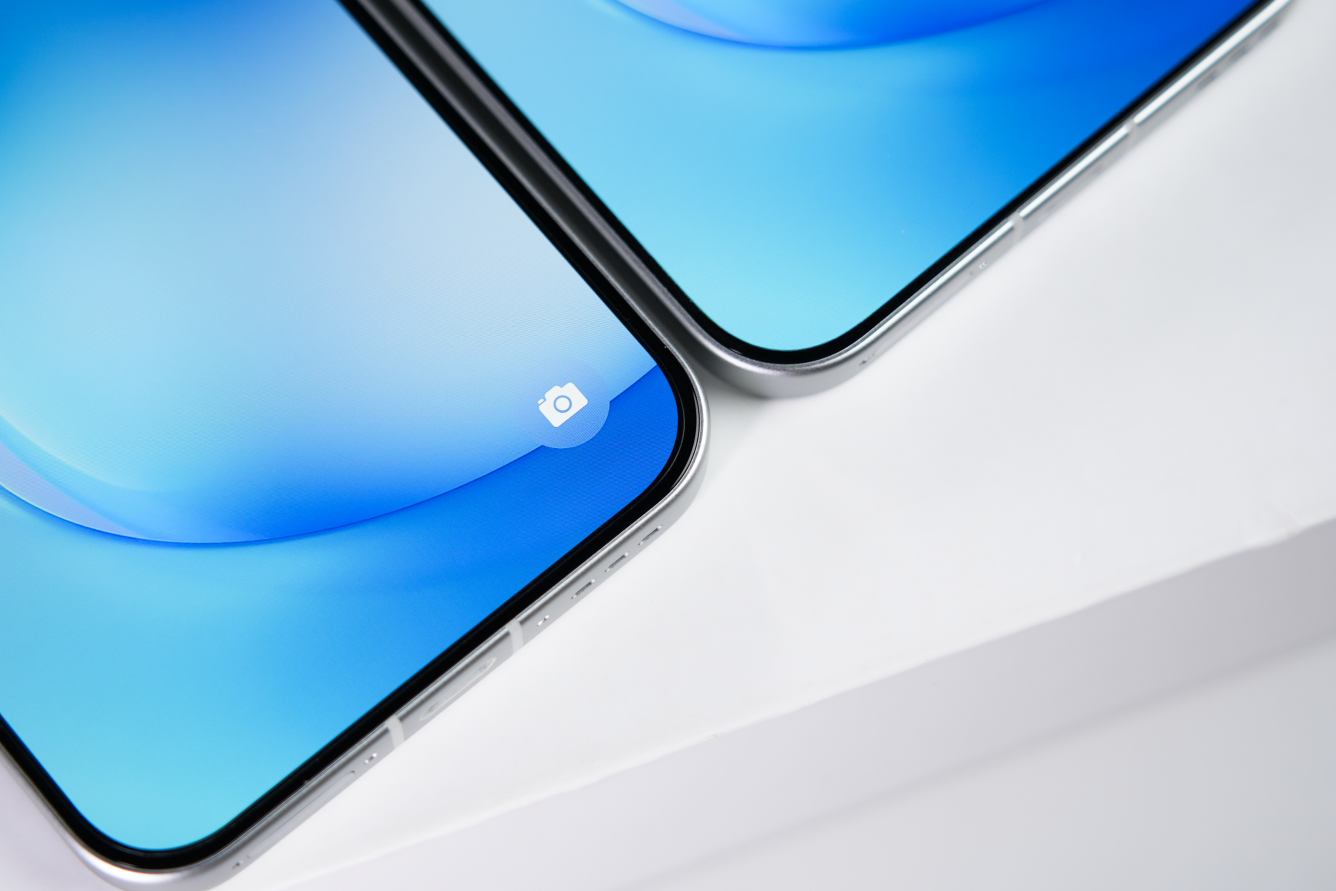 OPPO Reno16 系列图赏:从没见过的手机造型 一眼怦然心动