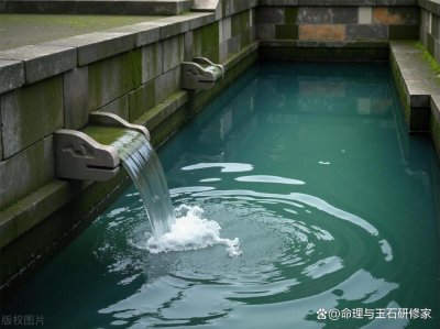 泉中水命女孩八字过弱 井泉水是泉中水吗